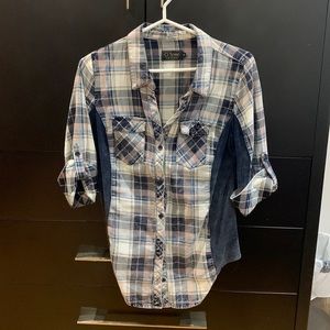 Plaid top with stretch sides